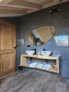 Salle de bain Gîtes aux Mélèzes de Xavier
