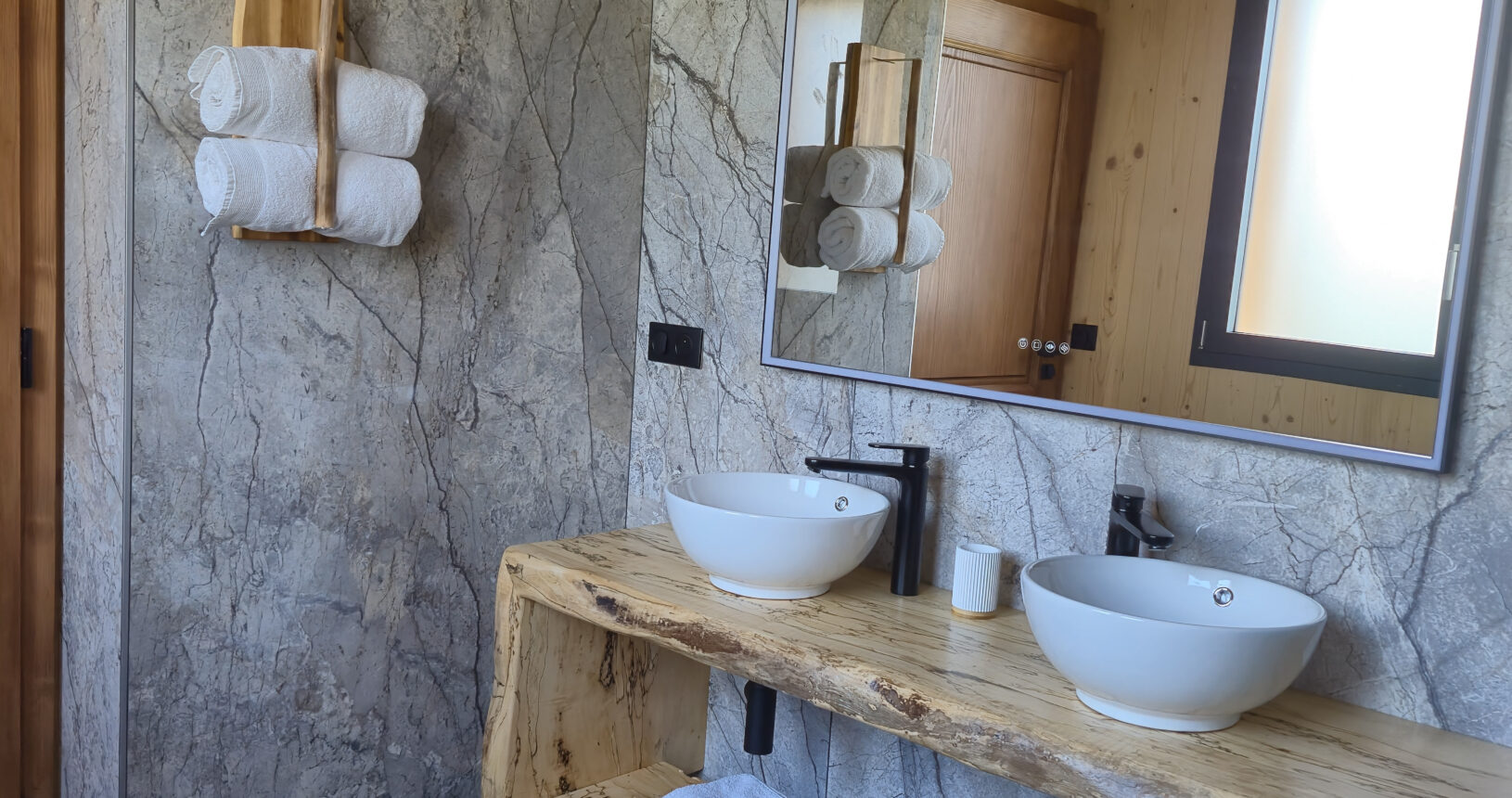 Salle de bain Gîtes aux Mélèzes de Xavier